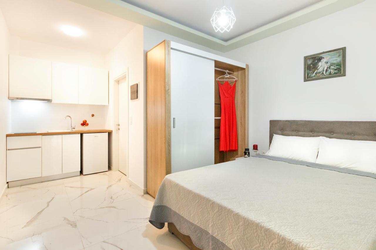 Nikogroup Plaza Apartment Polychrono Luaran gambar