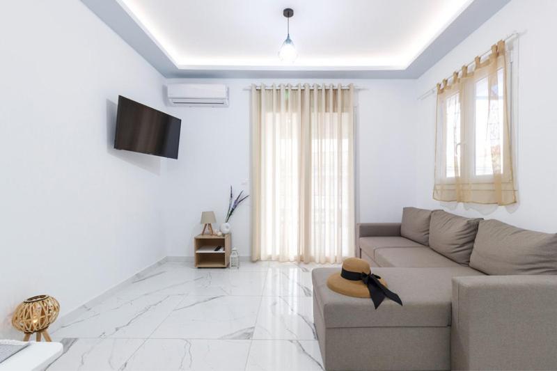 Nikogroup Plaza Apartment Polychrono Luaran gambar