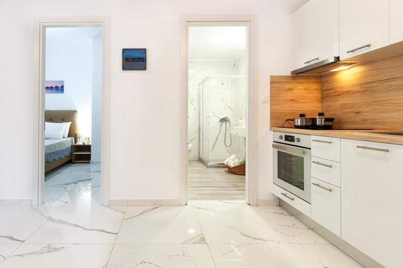 Nikogroup Plaza Apartment Polychrono Luaran gambar