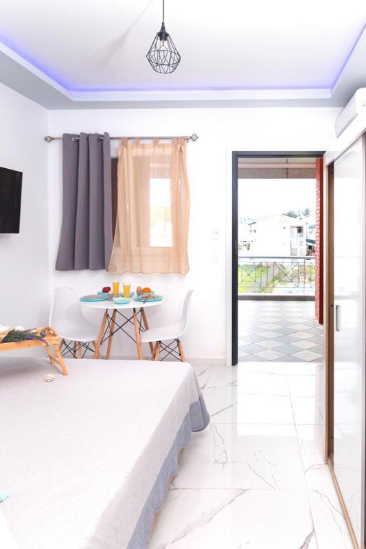 Nikogroup Plaza Apartment Polychrono Luaran gambar