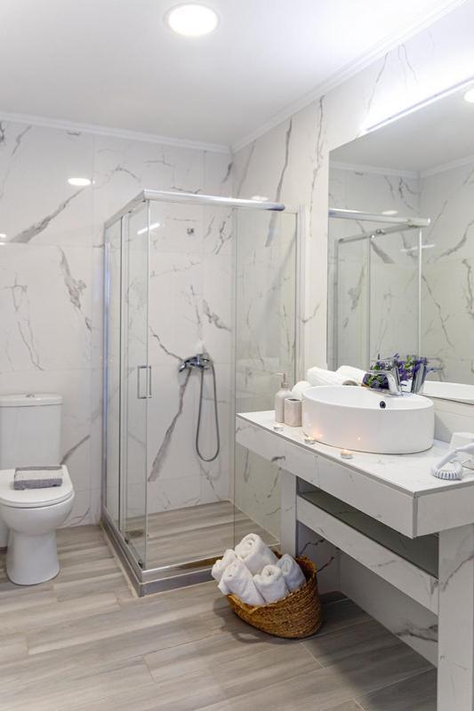 Nikogroup Plaza Apartment Polychrono Luaran gambar